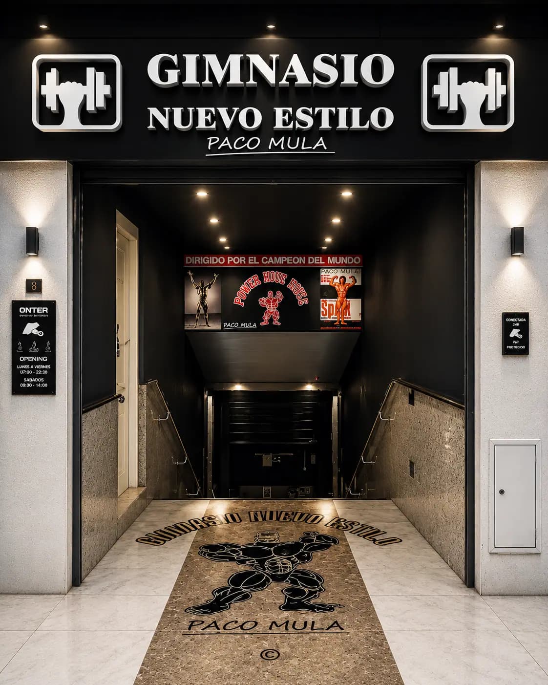 Entrada de Nuevo Estilo Gym Fuengirola en el centro